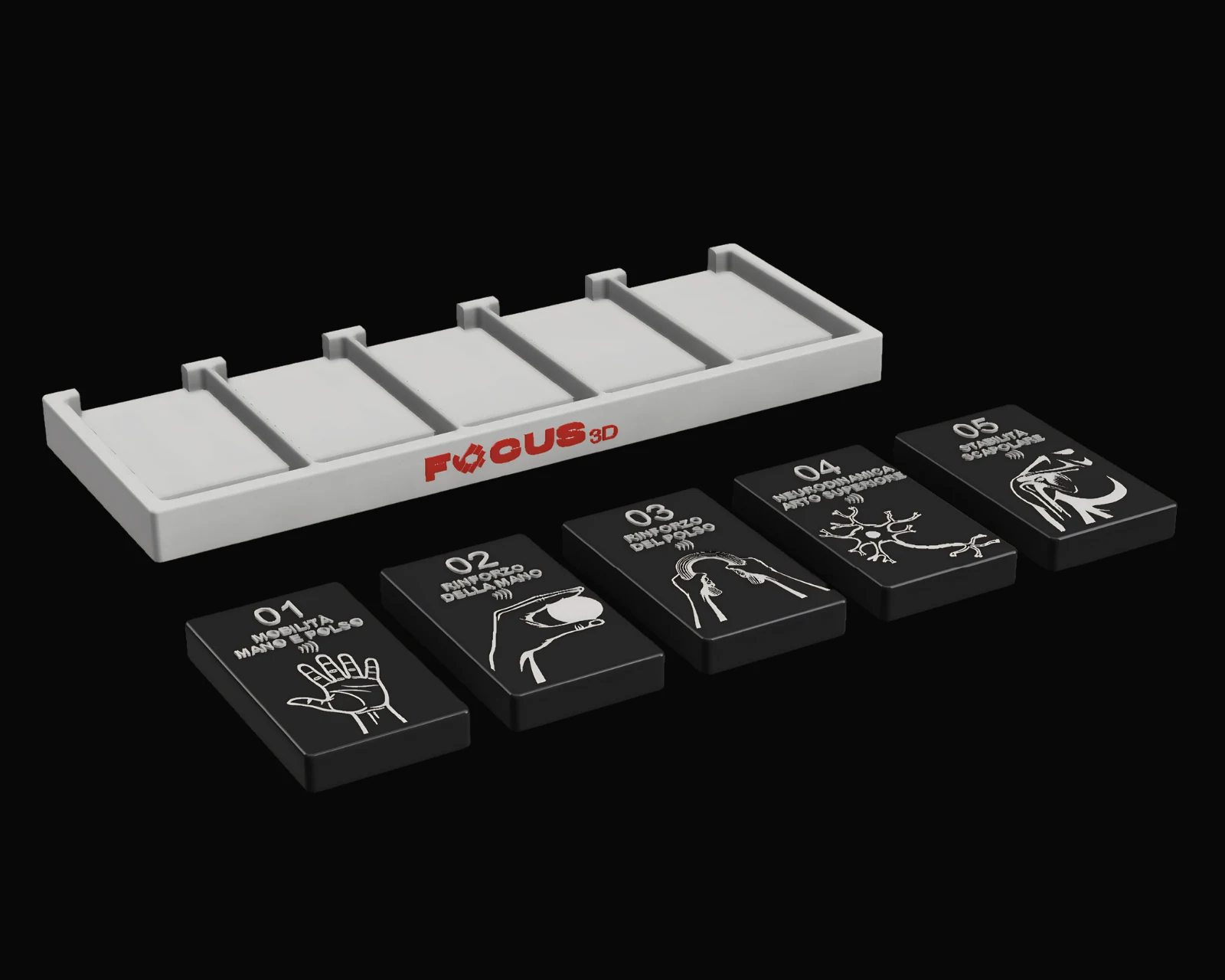 Il portaetichette Focus3D con le cinque etichette NFC dei programmi di esercizi, disegnato in laboratorio